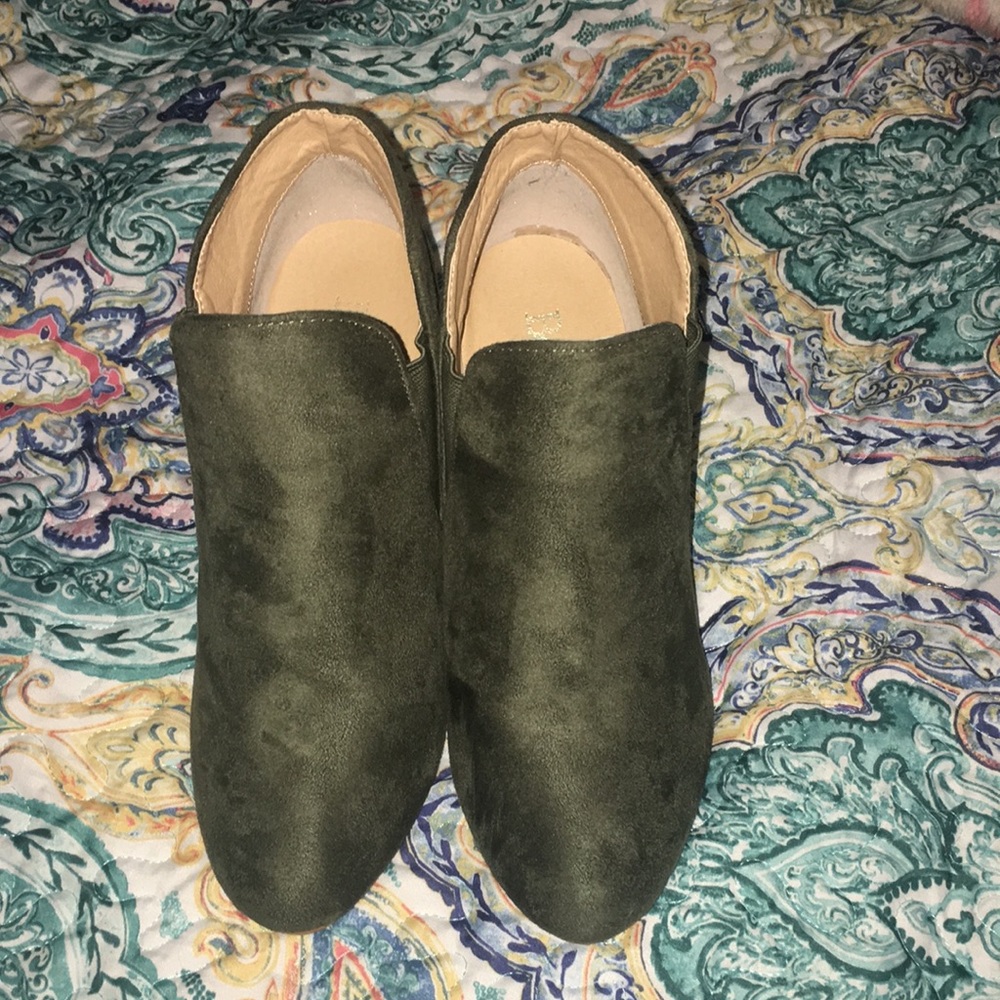 8 1/2 olive green suede ankle boots.